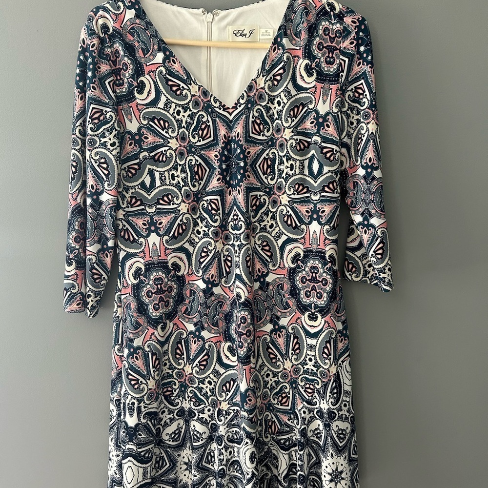 *Eliza J Dress Blue Pink Paisley Print 3/4 Sleeve Ruffle Hem Sheath Dre…